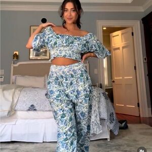 NWT Cella + Flo Madeline Set Blue